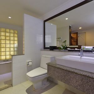 Hillside Garden View Room